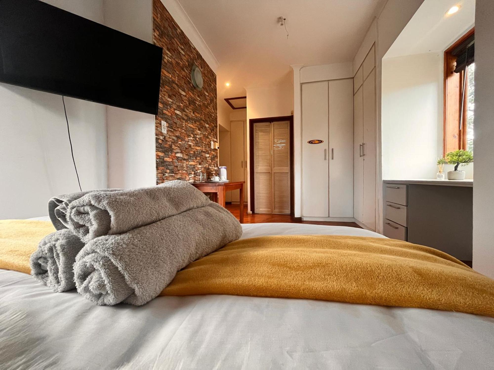 Hotel The Wood House Empangeni Pokoj fotografie